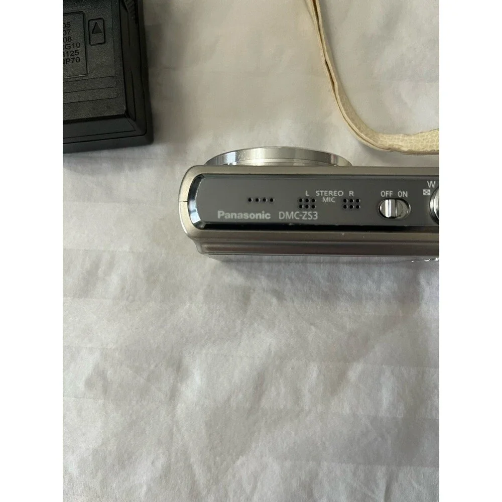 Panasonic Lumix DMC-ZS3 10.1MP Digital Camera Silver TESTED NEW Battery Charger